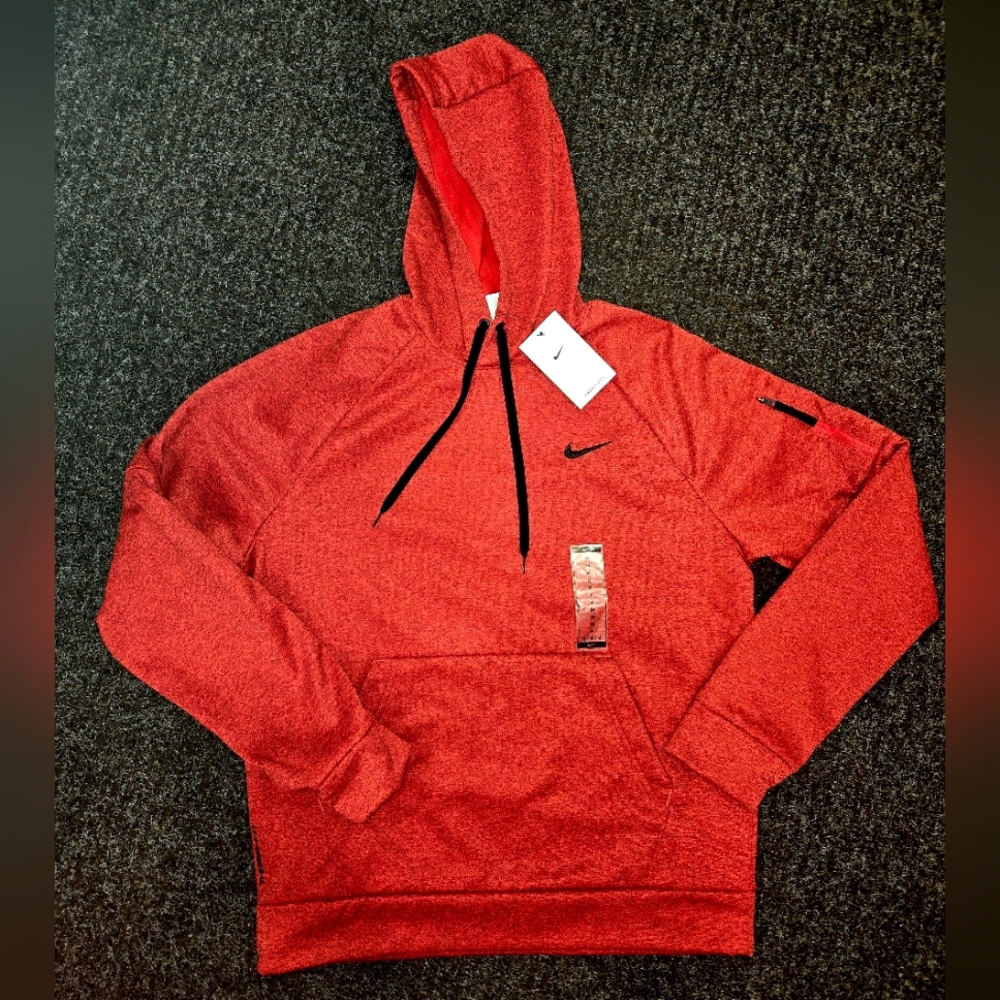 Nike men's Therma fit fleece lined hoodie.